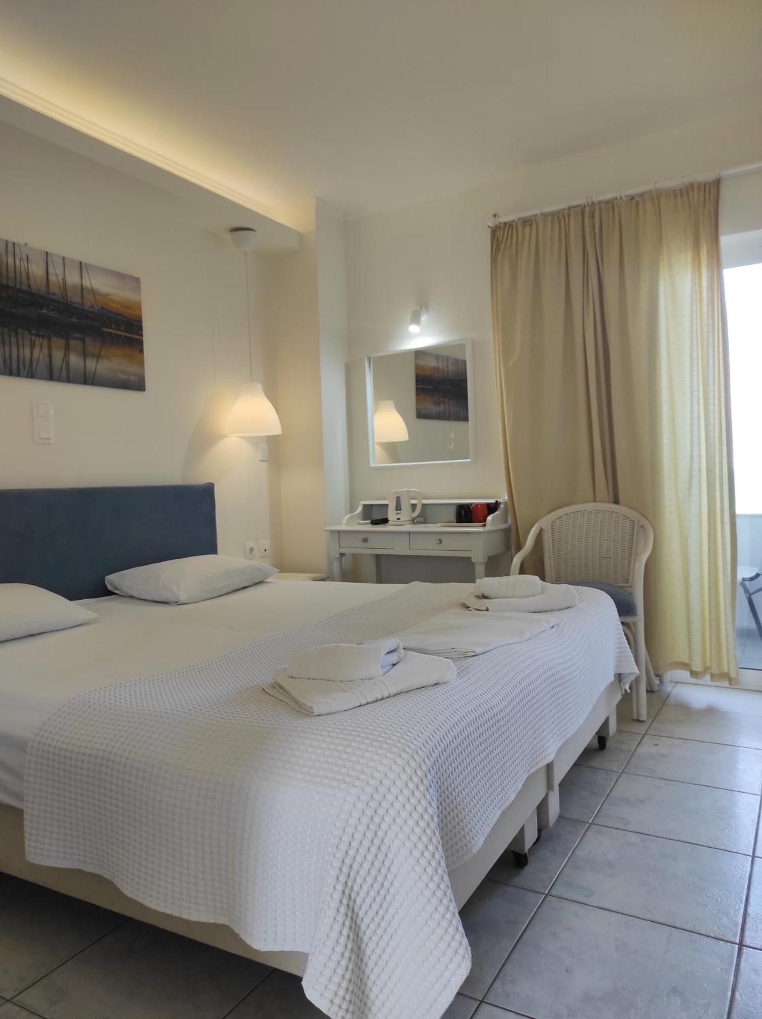 Filoxenia Beach Hotel Rethymno  Exterior photo
